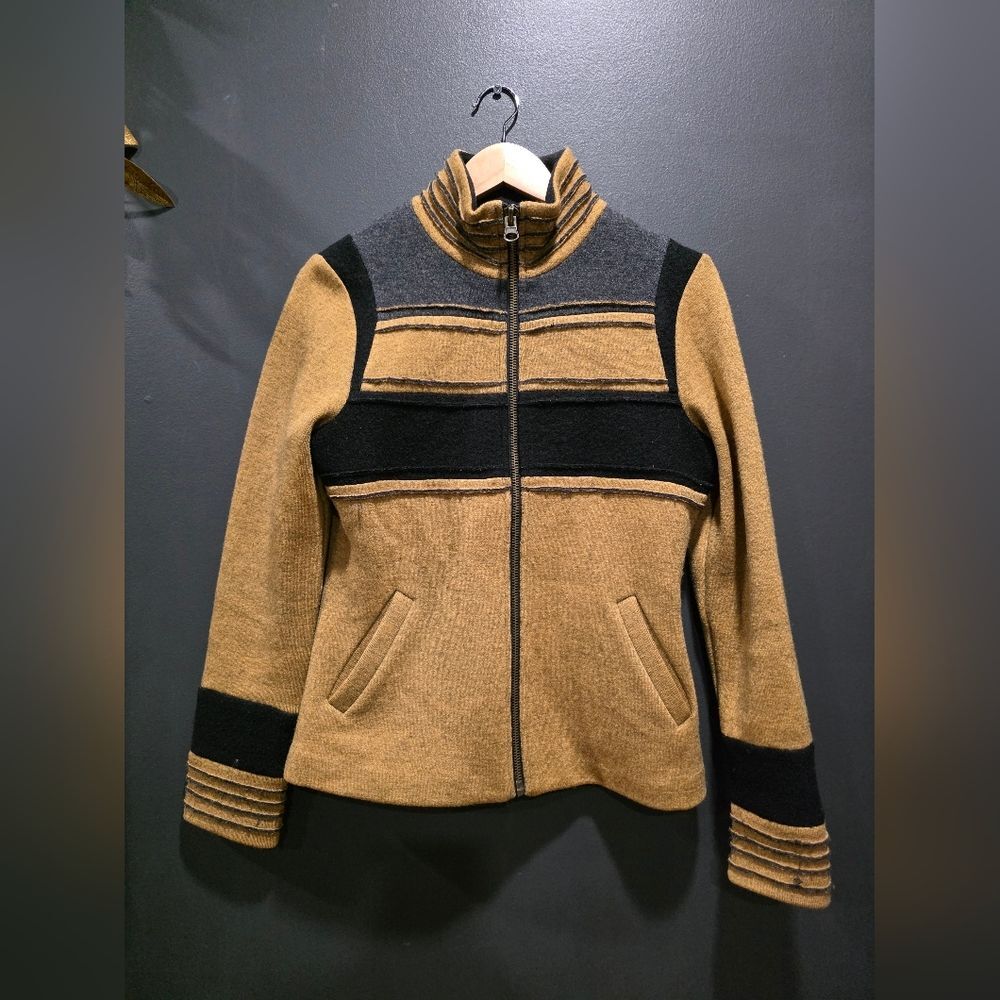 Icelandic Design Wool Zipped Jacket Sz S Tan/Black